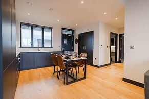 Marron Suite 2BR City Walks