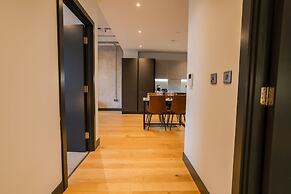 Marron Suite 2BR City Walks