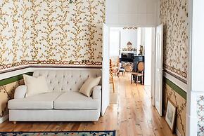 Luxury Building With Rooftop in Central Ericeira