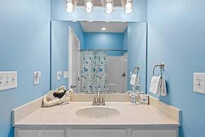 Mermaid Manor Waterfront Haven w Hot Tub Dock