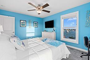 Mermaid Manor Waterfront Haven w Hot Tub Dock
