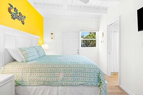 Seabreeze Cove Waterfront Gem 38 Foot Dock Cabana Club