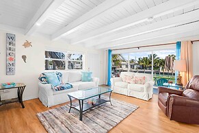 Seabreeze Cove Waterfront Gem 38 Foot Dock Cabana Club