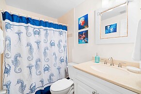 Seabreeze Cove Waterfront Gem 38 Foot Dock Cabana Club