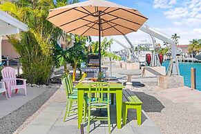 Seabreeze Cove Waterfront Gem 38 Foot Dock Cabana Club