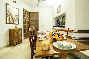 Opulent Antique 3br Villa in Gurugram