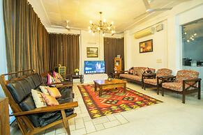 Opulent Antique 3br Villa in Gurugram