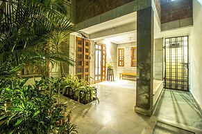 Opulent Antique 3br Villa in Gurugram