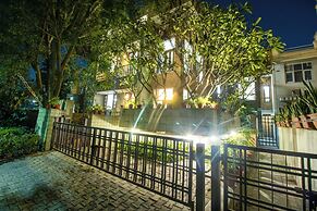 Opulent Antique 3br Villa in Gurugram