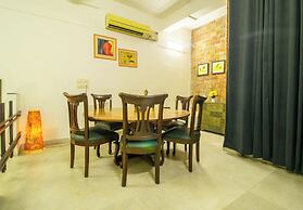 Opulent Antique 3br Villa in Gurugram