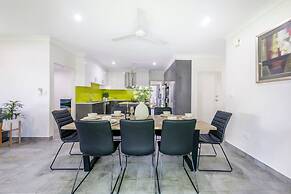 Zenhouse Harmony Modern Home Near CDU Hospital