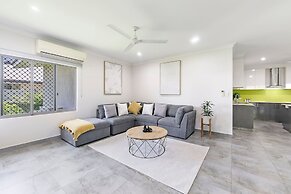 Zenhouse Harmony Modern Home Near CDU Hospital