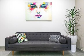 Zenhouse Harmony Modern Home Near CDU Hospital