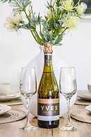 Zenhouse Harmony Modern Home Near CDU Hospital