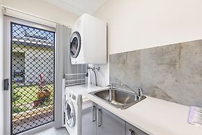 Zenhouse Harmony Modern Home Near CDU Hospital