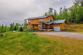 Rustic Retreat With Stunning Mountain Views 3 Bedroom Home
