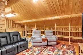 Rustic Retreat With Stunning Mountain Views 3 Bedroom Home