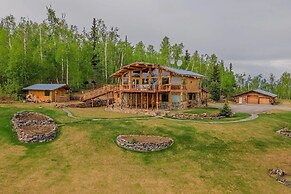 Rustic Retreat With Stunning Mountain Views 3 Bedroom Home