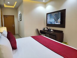 EXECUTIVE HOTELS AND SUITES