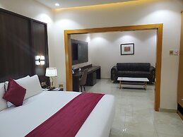 EXECUTIVE HOTELS AND SUITES
