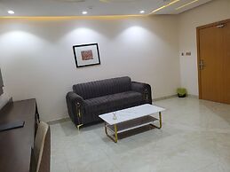 EXECUTIVE HOTELS AND SUITES