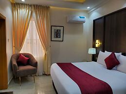 EXECUTIVE HOTELS AND SUITES