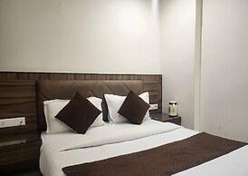Hotel Geetanjali Inn