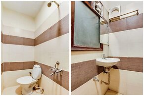 Hotel Geetanjali Inn