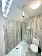 2 Bedroom Cottage Free Private Parking Fire Place