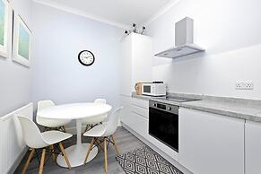 JOIVY Rose Street Hideaway