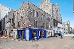 JOIVY Rose Street Hideaway