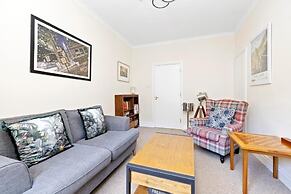 JOIVY Rose Street Hideaway