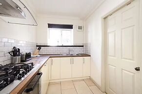 Cute House with Courtyard