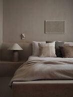 Akria Seaside Suites