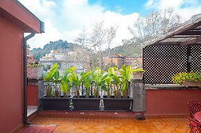 Romantic Terraced Escape in Prati