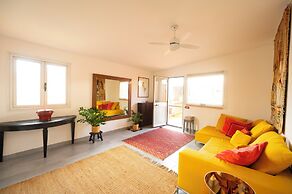 Romantic Terraced Escape in Prati