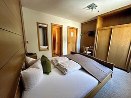 Alpinhotel Zirbenhof