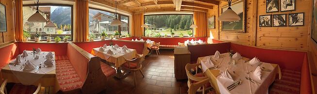 Alpinhotel Zirbenhof