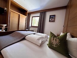 Alpinhotel Zirbenhof