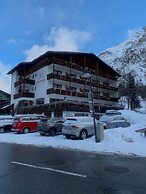 Alpinhotel Zirbenhof
