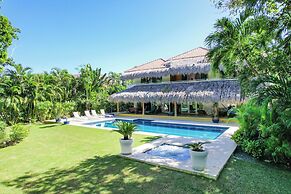 Golf-Front Villa in Puntacana Resort