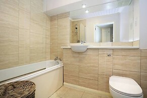 Stylish Apt next to Dean Village