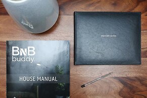 Stylish Apt next to Dean Village