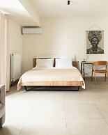 Elysee Apartments 9 B