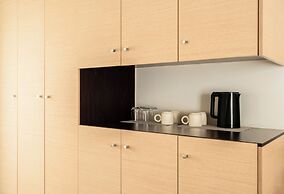 Elysee Apartments 9 B