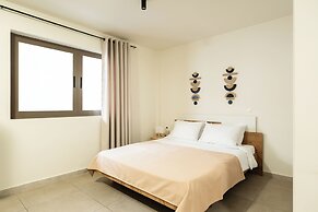 Elysee Apartments 9 B