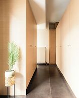 Elysee Apartments 9 B