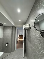 Artifact Apart Hotel