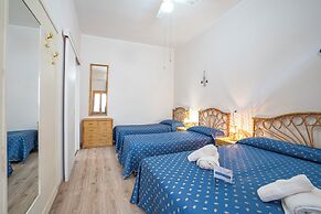 Brezza Apartment Near The Sea