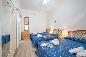 Brezza Apartment Near The Sea